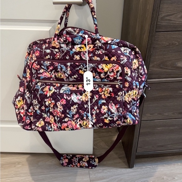Vera Bradley Weekender - Picture 3 of 5